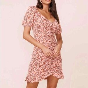 ASTR The Label Shirred Ruffle Mini Dress in Rust Ditsy Floral size XS